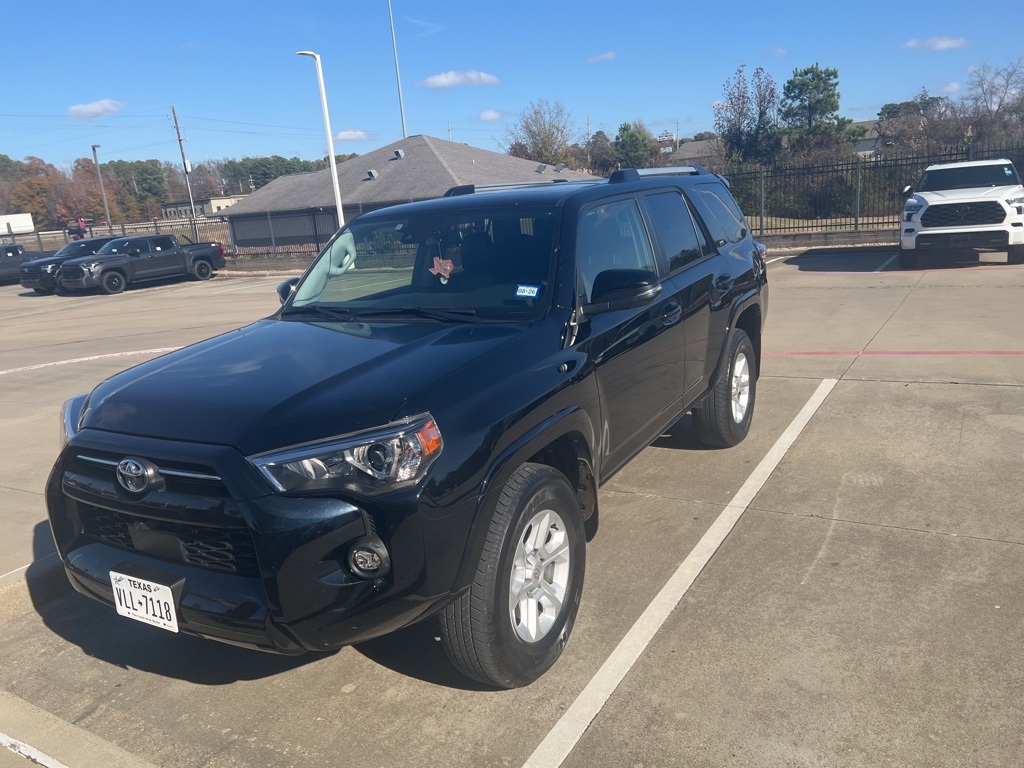2024 Toyota 4Runner SR5 Premium's photo