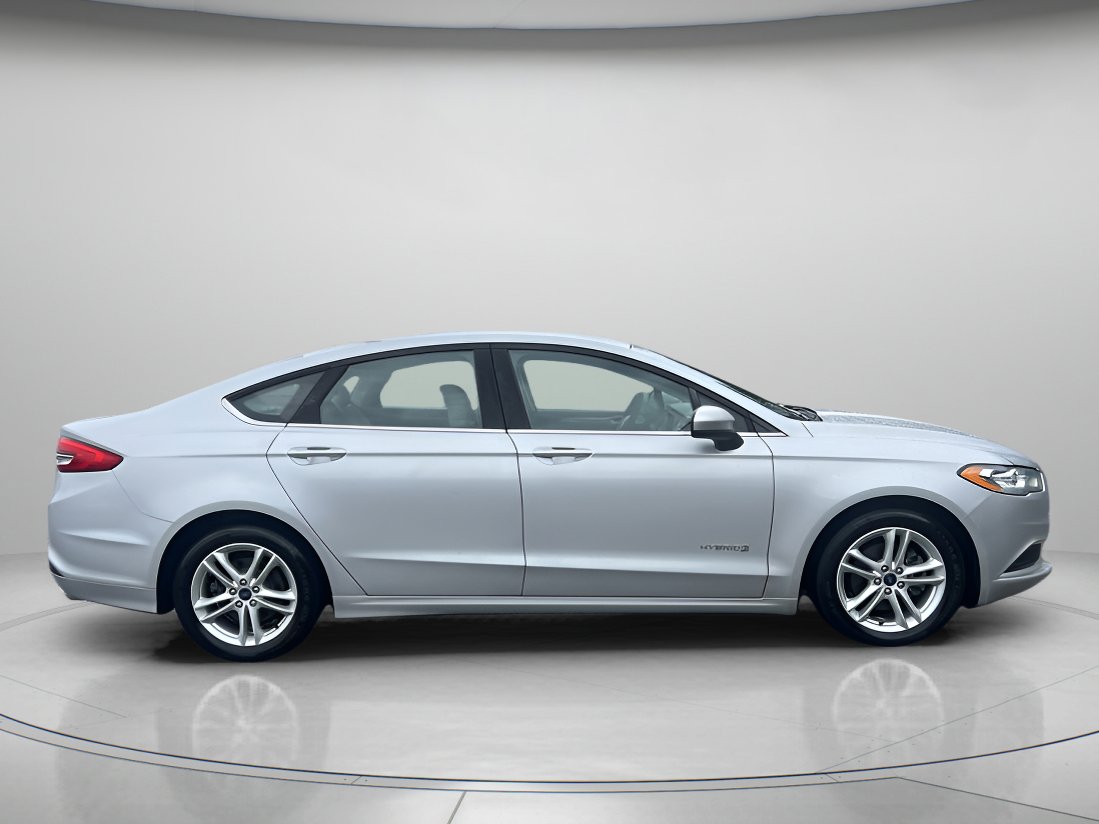 2018 Ford Fusion Hybrid S photo 2