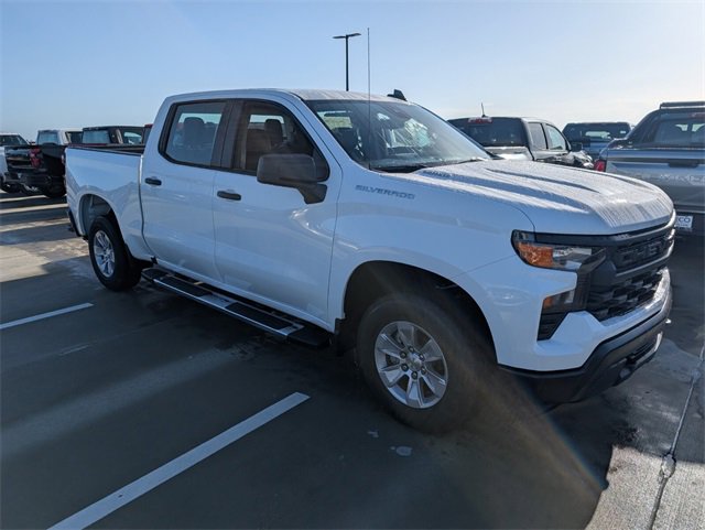 2026 Chevrolet Silverado 1500 photo 2