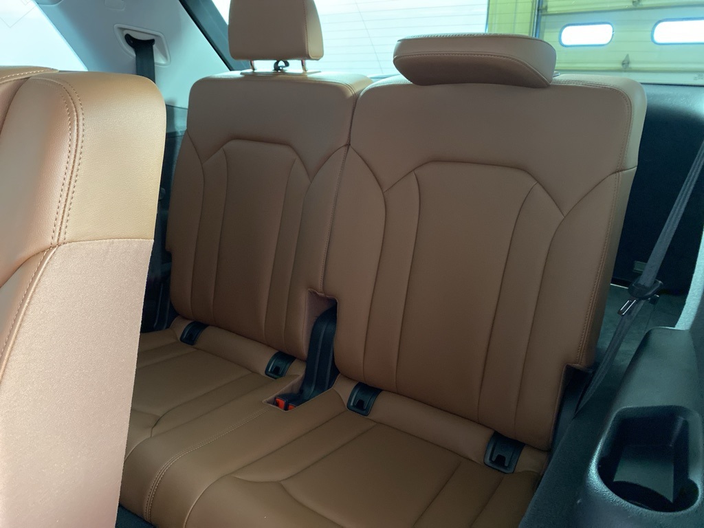 2023 Audi Q7 55 Premium Plus photo 24