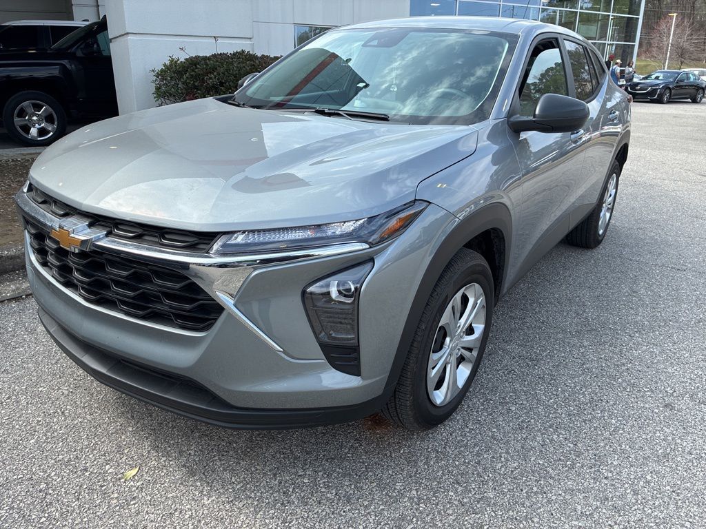 2024 Chevrolet Trax LS