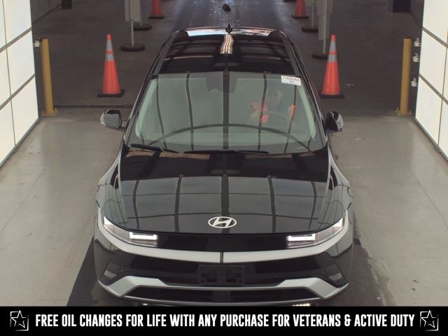 Used 2025 Hyundai IONIQ 5 SE with VIN 7YAKM4DA8SY009744 for sale in San Antonio, TX