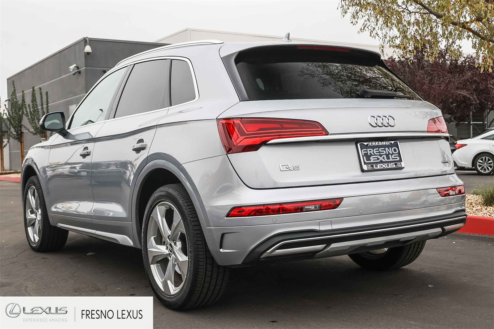 2021 Audi Q5 45 Premium Plus photo 4