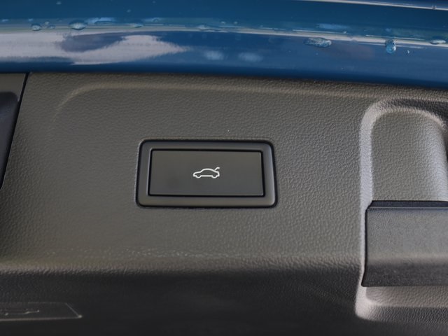 2026 Volkswagen Atlas SE Technology photo 30