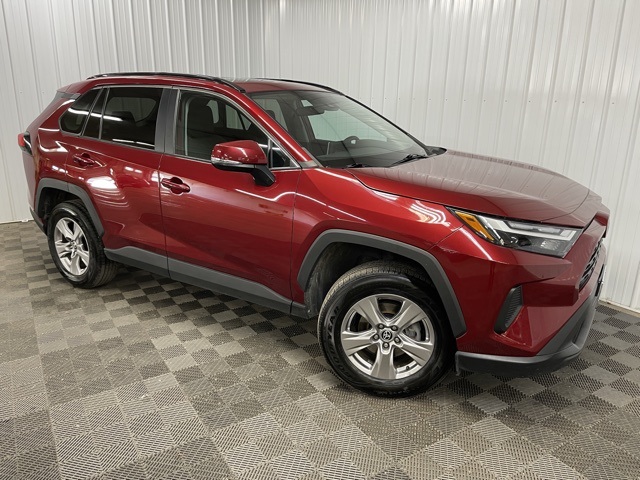2023 Toyota RAV4 XLE's photo