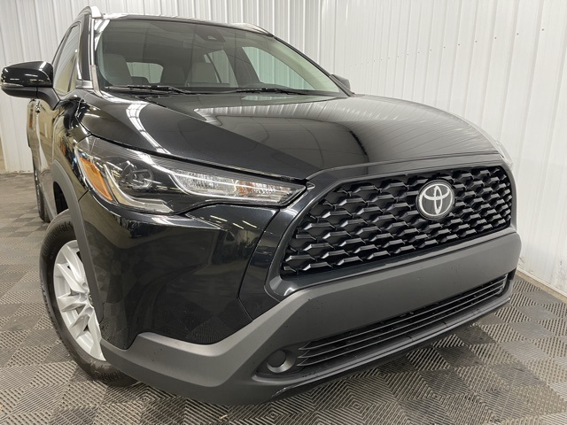 2022 Toyota Corolla Cross LE photo 10