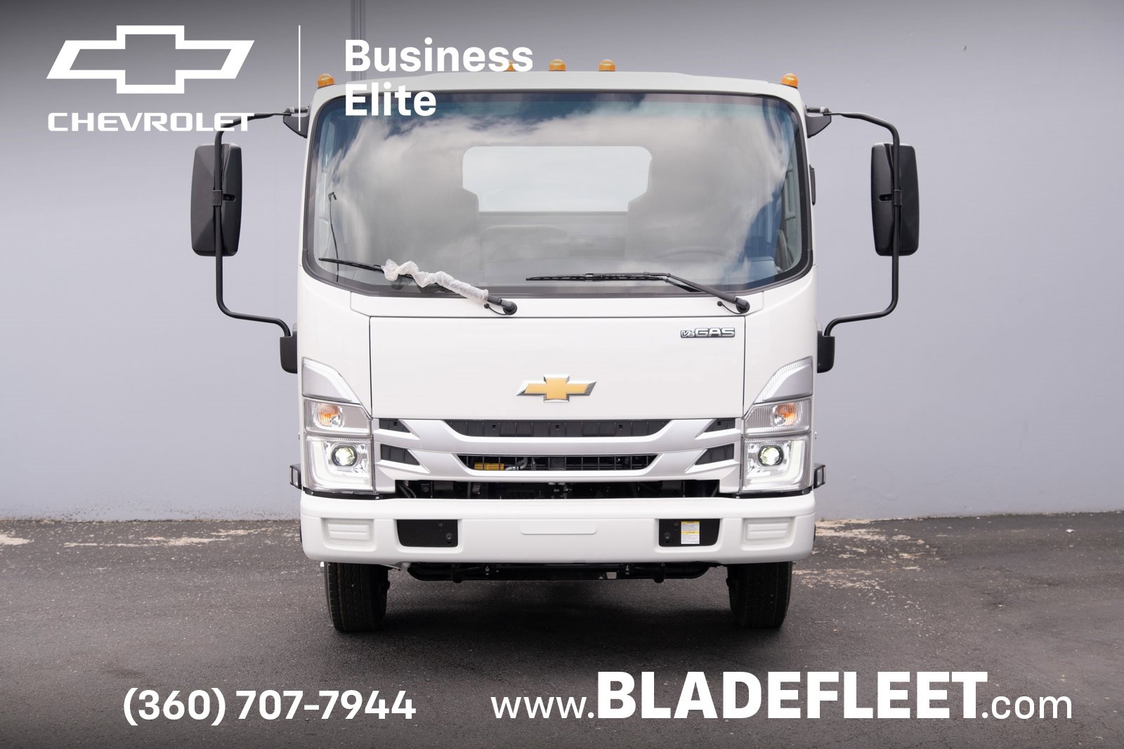 2025 Chevrolet Silverado 3500HD photo 2