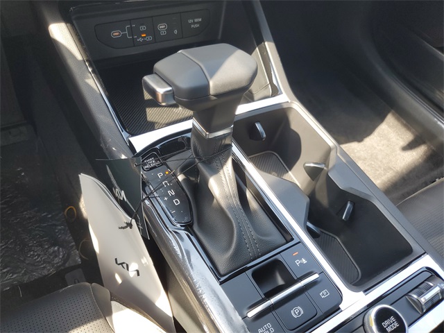 2025 Kia K5 GT-Line photo 25