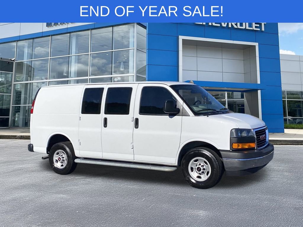 2023 GMC Savana Cargo Work Van's photo