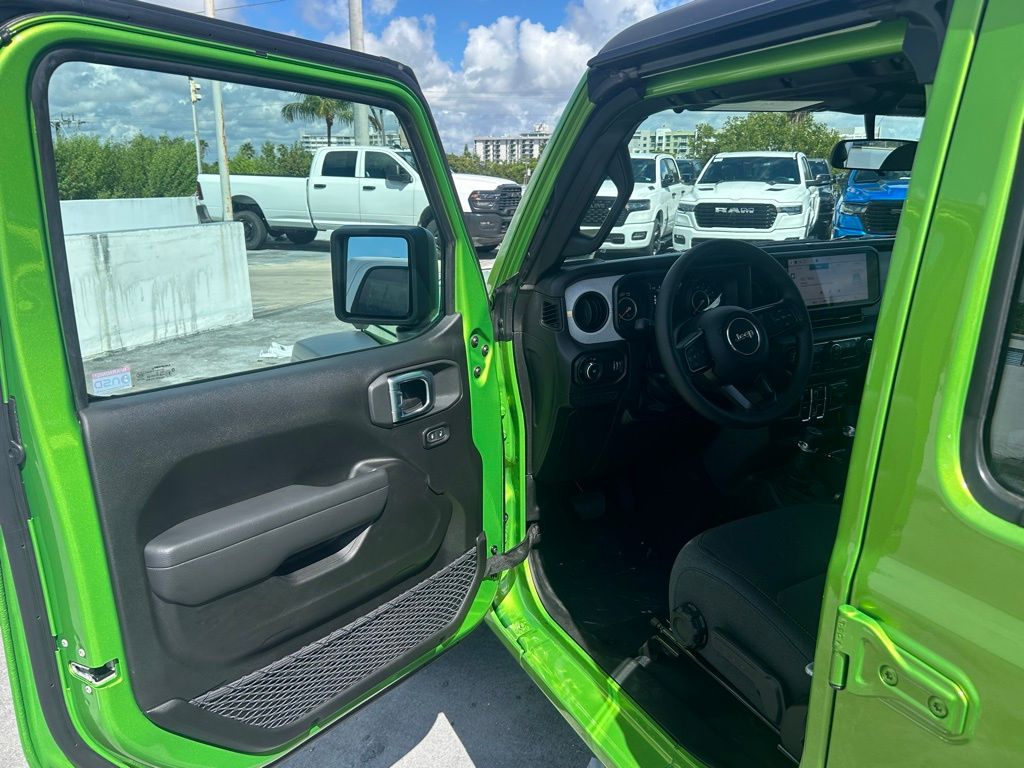 2025 Jeep Wrangler Sport photo 24