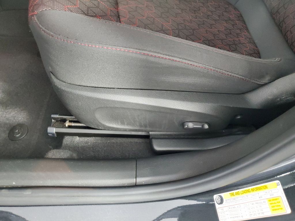 2018 Chevrolet Sonic LT photo 29