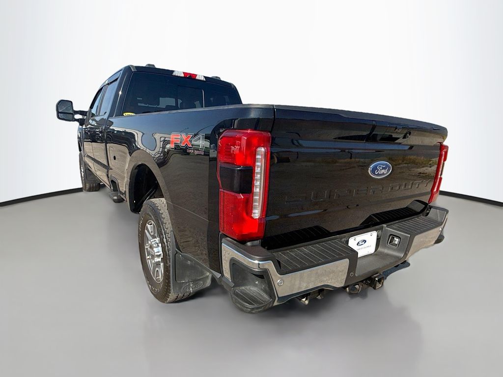 2023 Ford F-250 Lariat photo 5