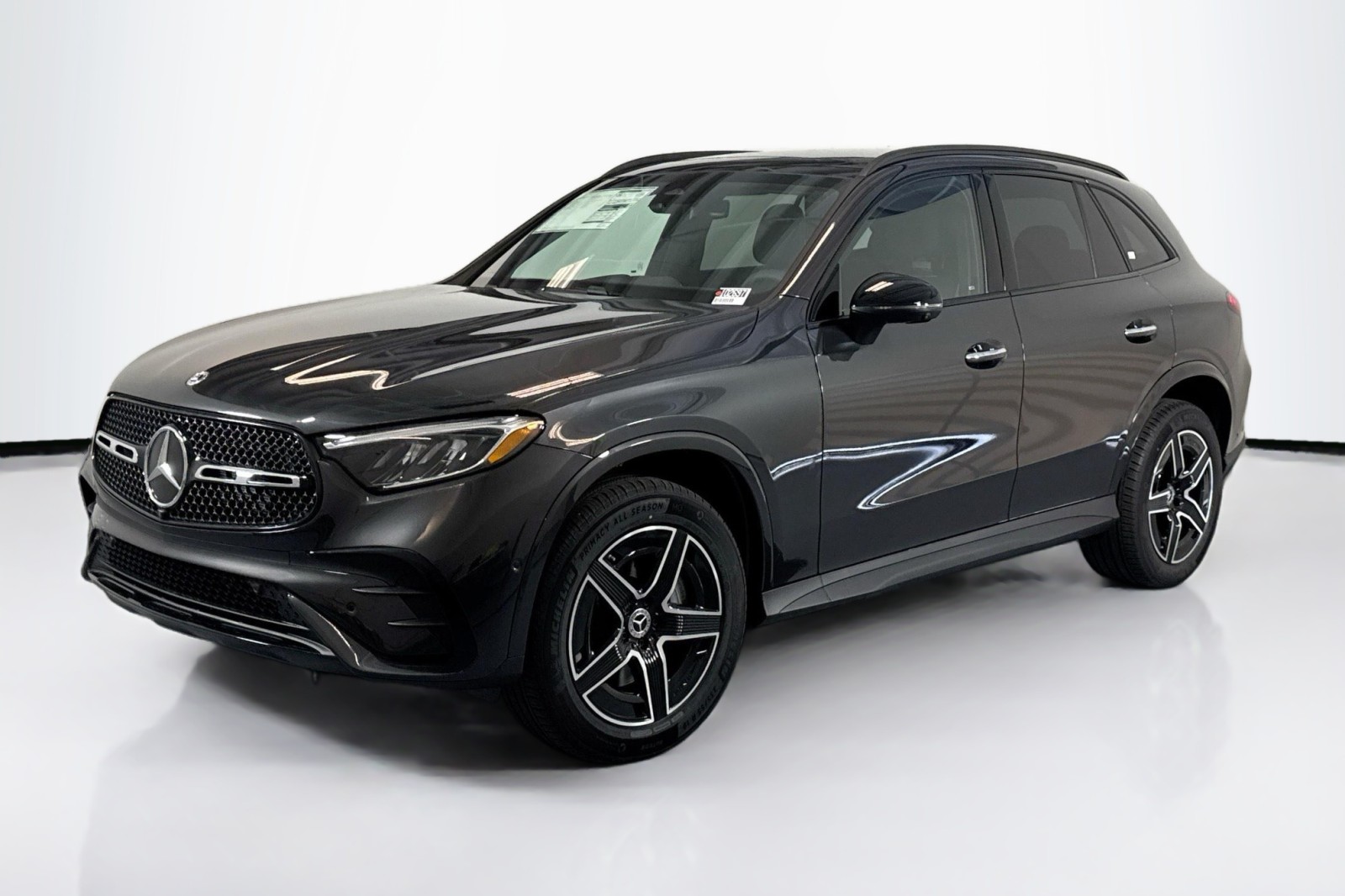 2026 Mercedes-Benz GLC Base's photo