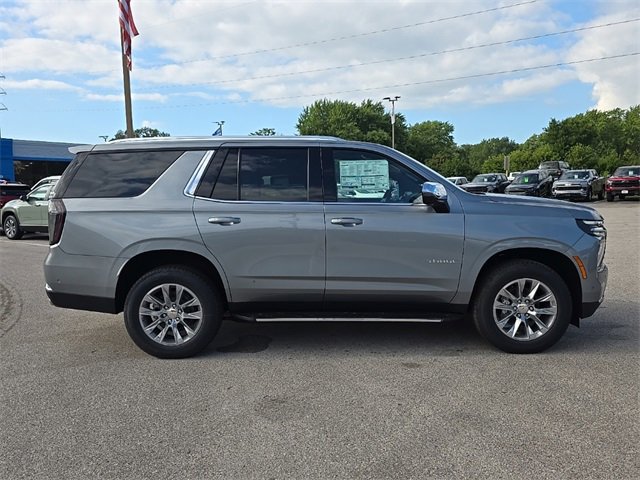2025 Chevrolet Tahoe Premier photo 3