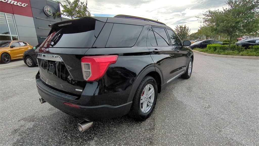 2020 Ford Explorer XLT photo 2