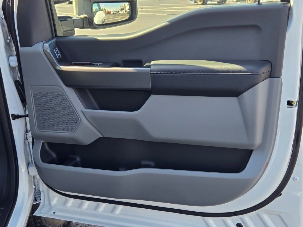 2026 Ford F-250 photo 4