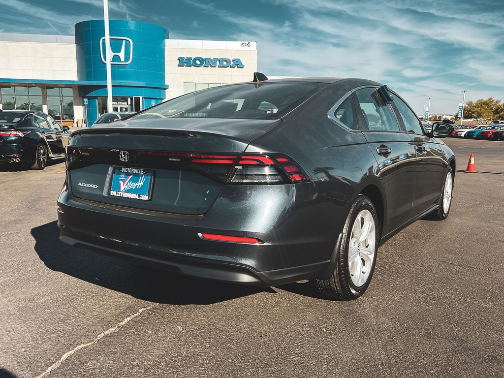 2025 Honda Accord LX photo 2
