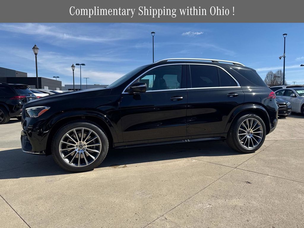 2025 Mercedes Benz GLE 580 4MATIC photo 2