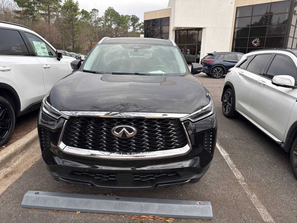 2023 INFINITI QX60 LUXE's photo