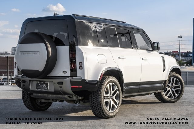 2023 Land Rover Defender 110 X-Dynamic SE photo 6