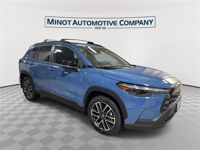 2026 Toyota Corolla Cross XLE's photo