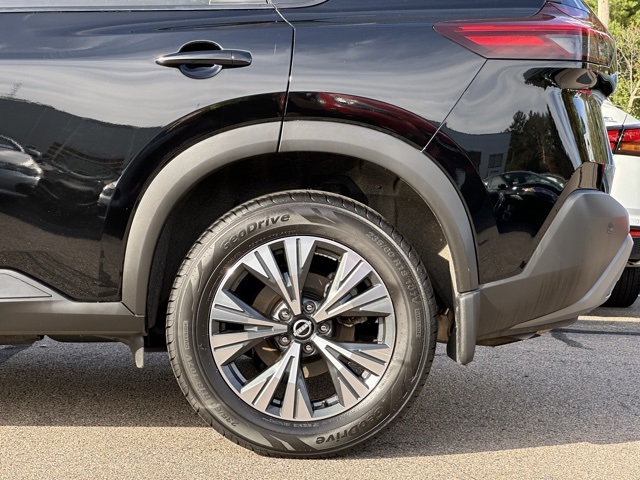 2023 Nissan Rogue SV photo 28