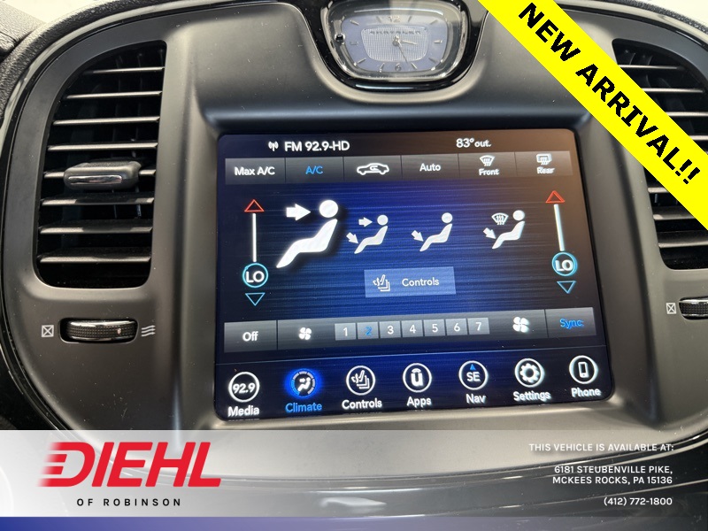 2022 Chrysler 300 S photo 28