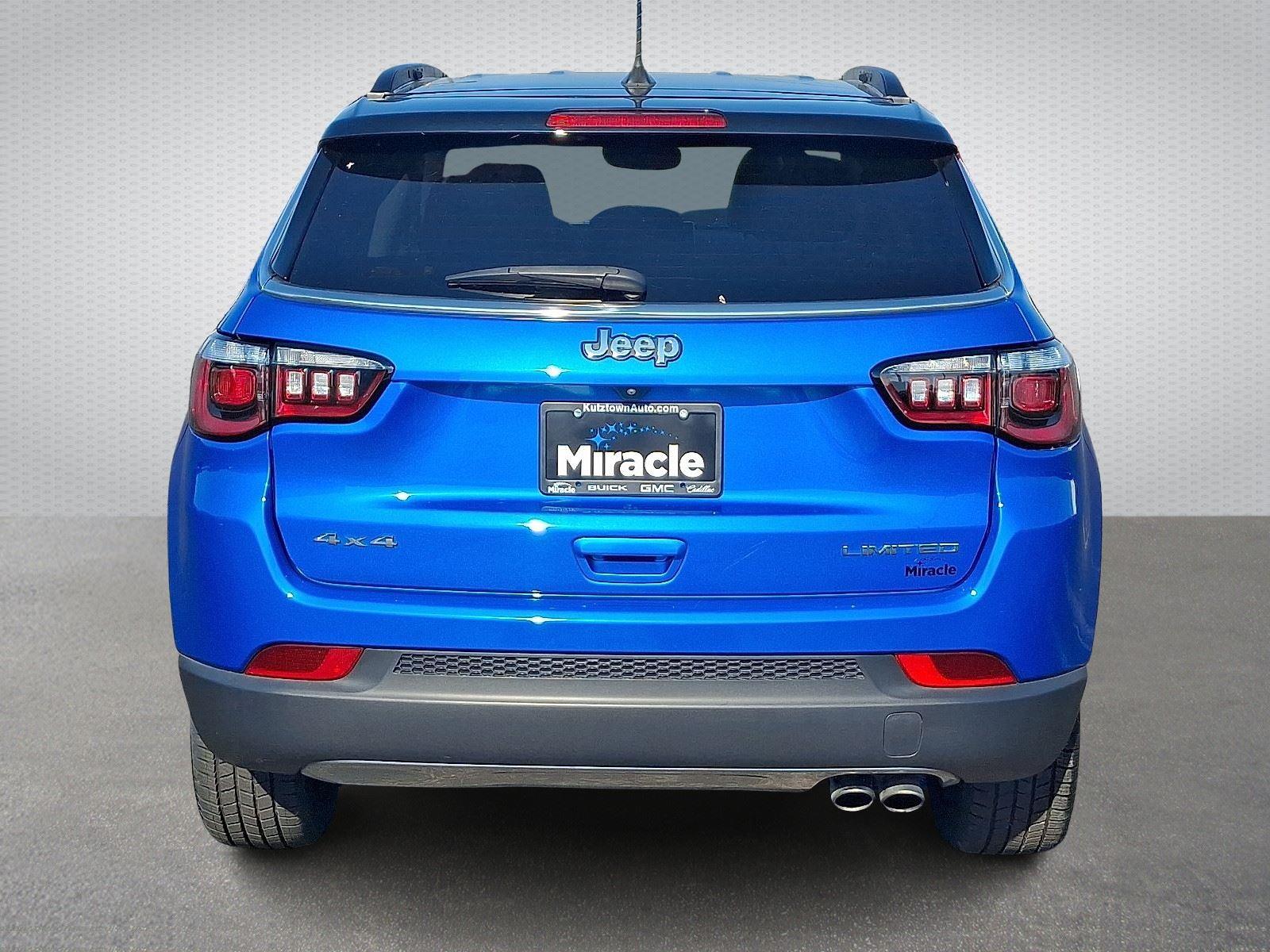 2022 Jeep Compass Limited photo 5