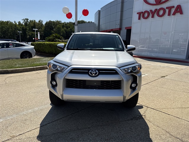 2024 Toyota 4Runner SR5 photo 8