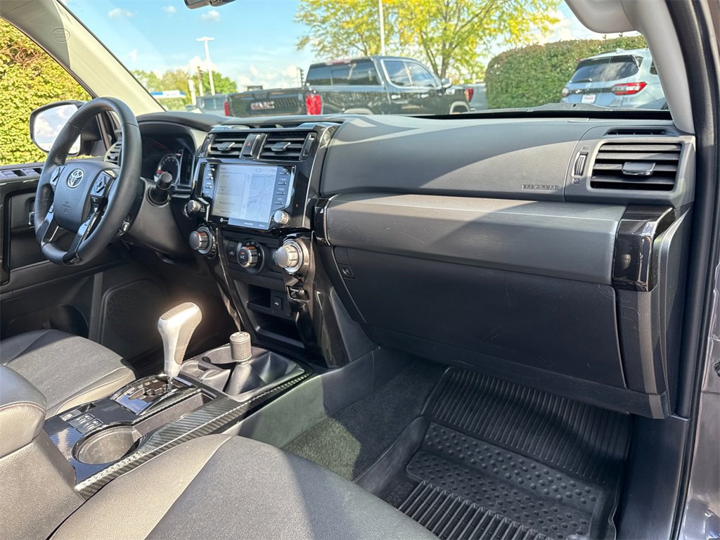 2023 Toyota 4Runner TRD Off-Road photo 38