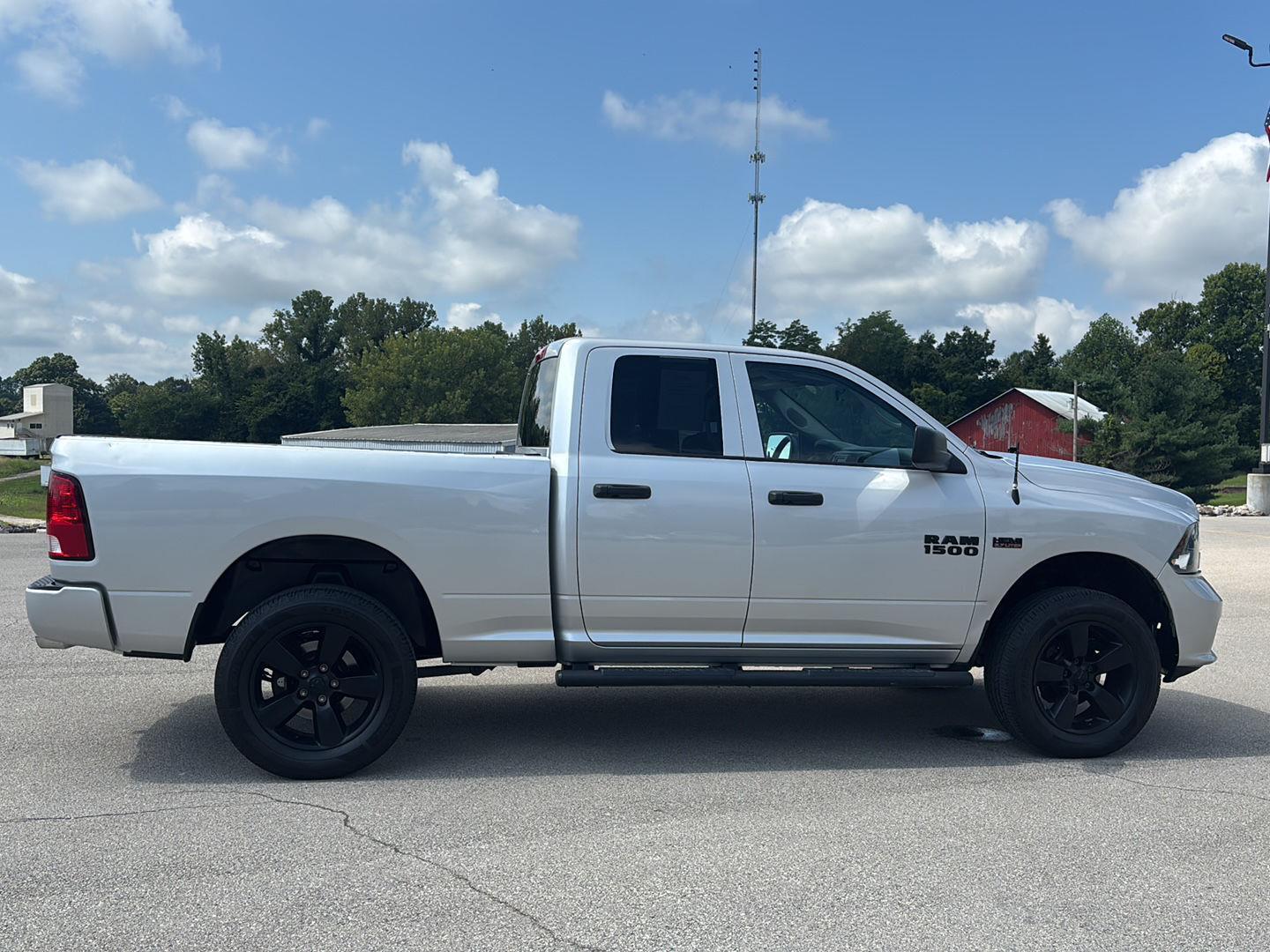 2018 Ram 1500 Express photo 4