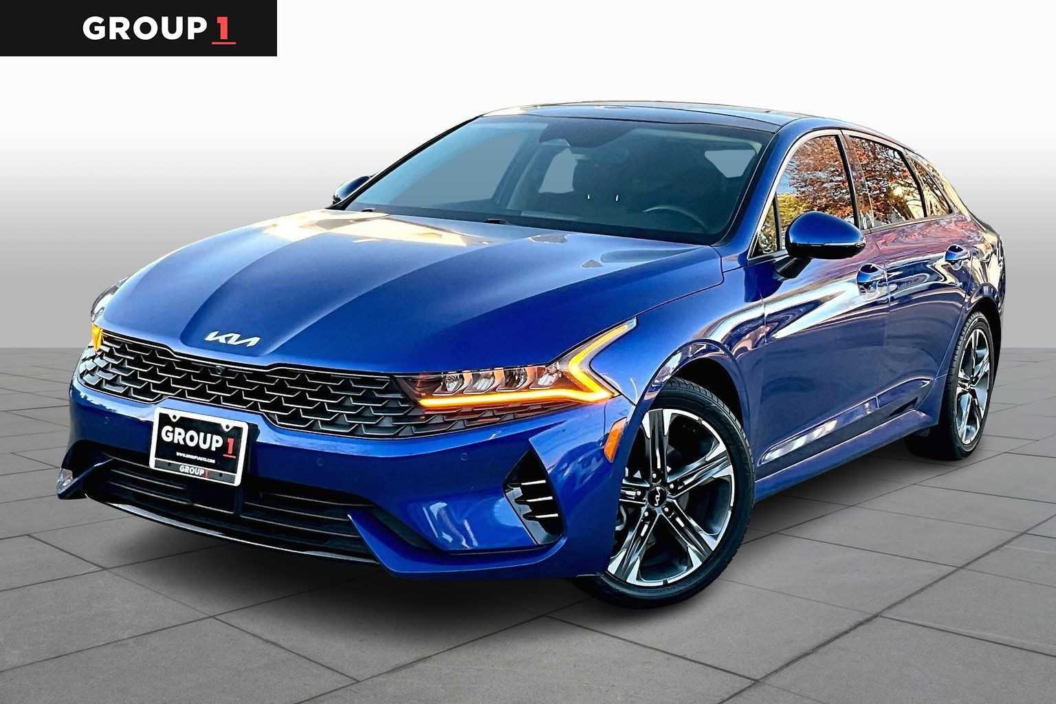 2022 Kia K5 EX's photo