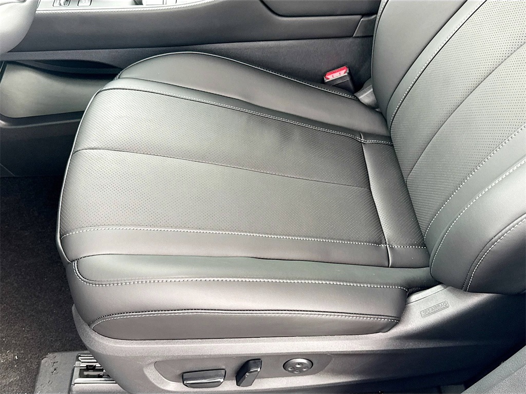 2026 Infiniti QX60 Luxe photo 19