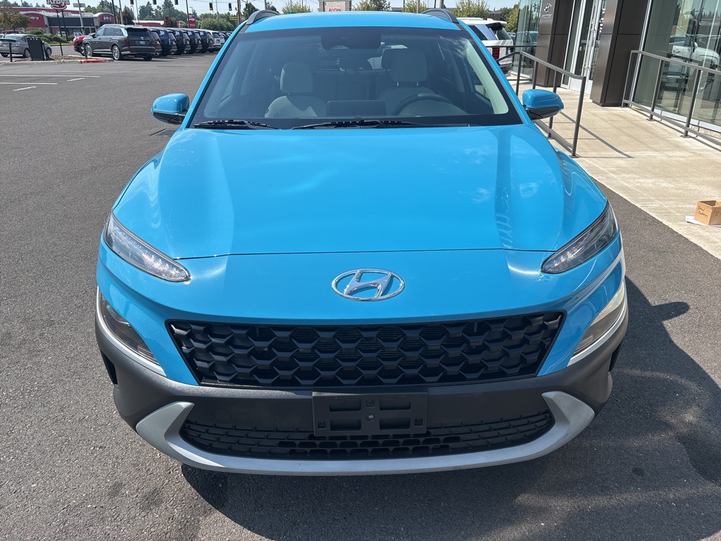 2023 Hyundai Kona SEL photo 3