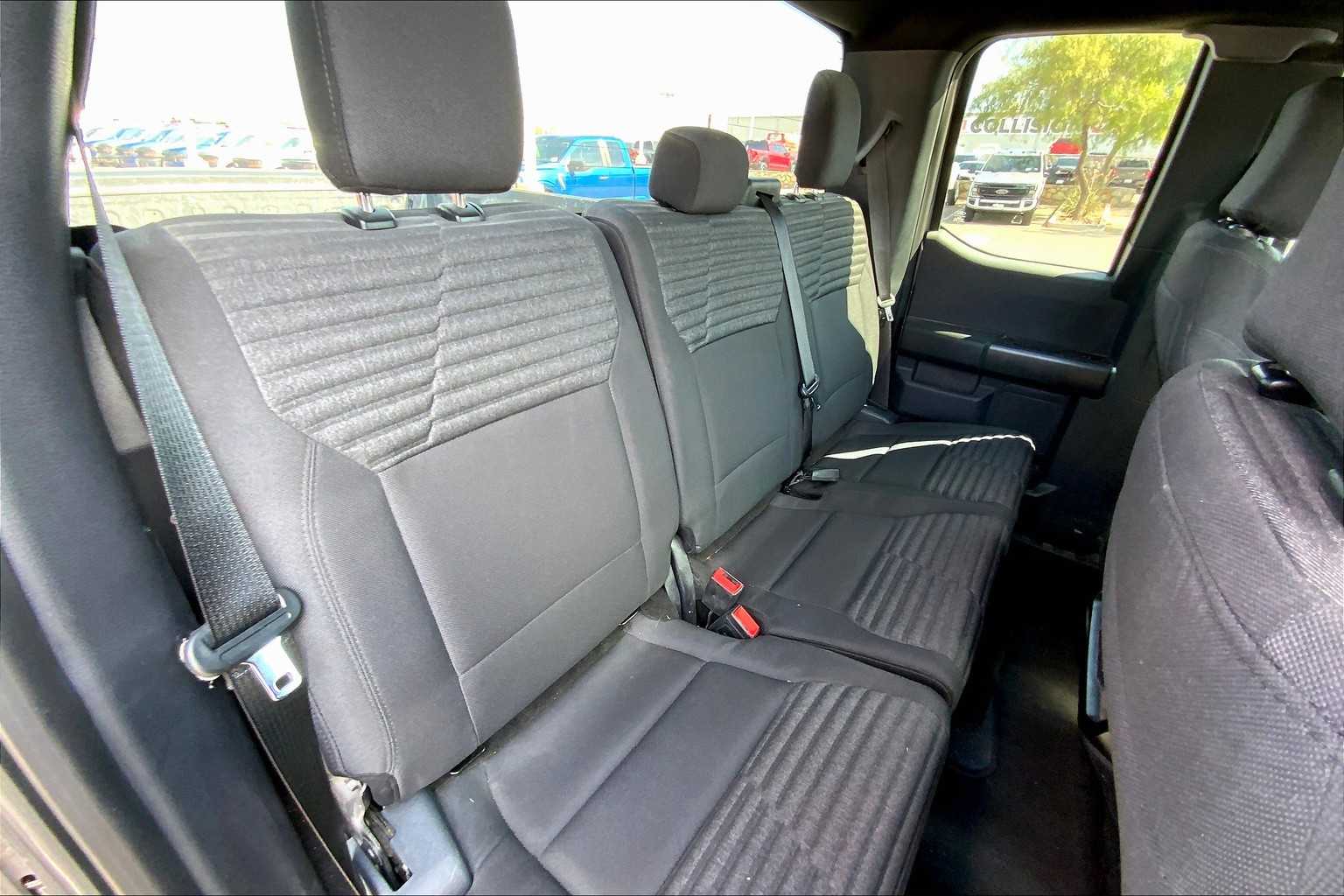 2023 Ford F-150 XL photo 17