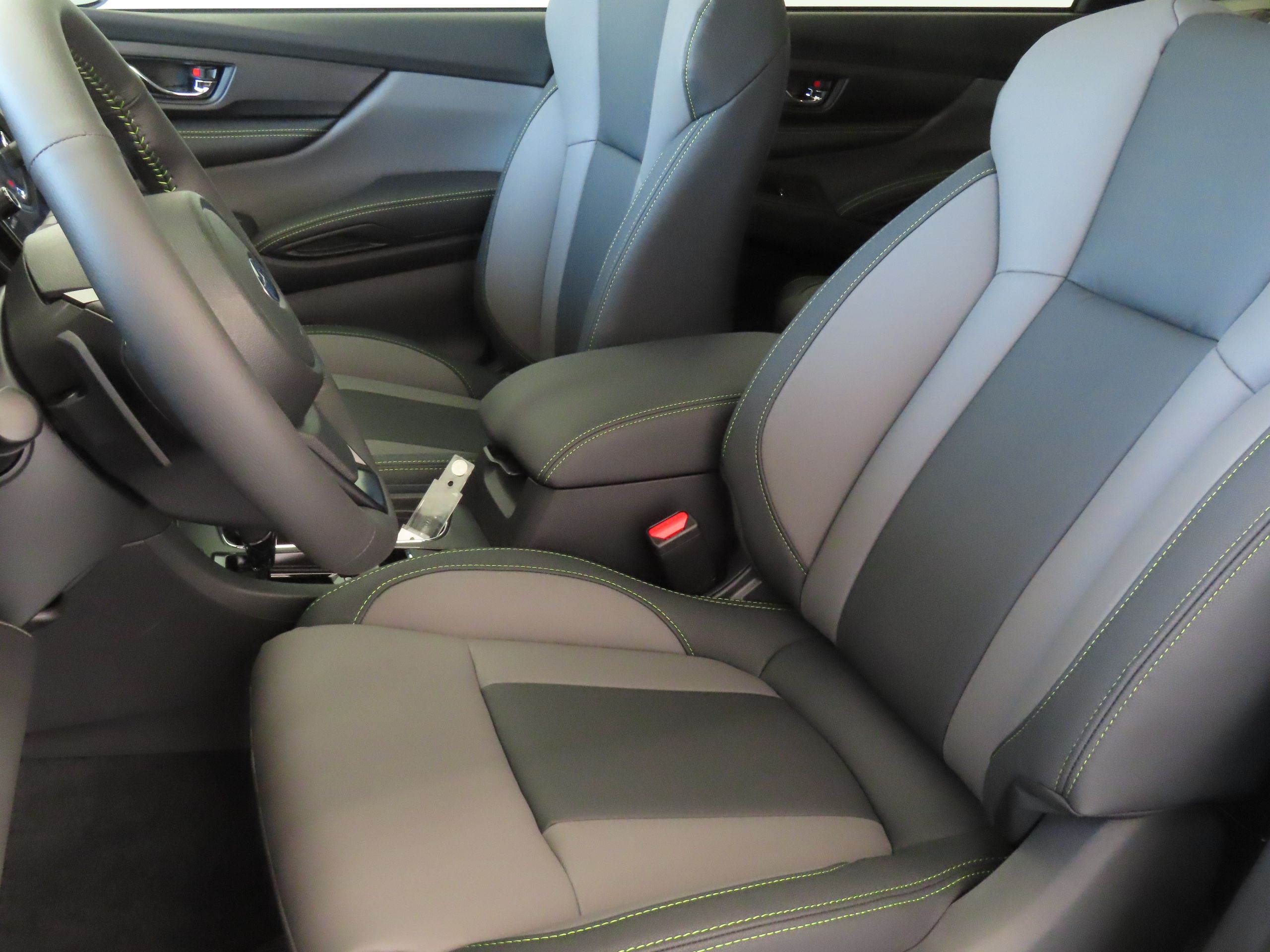 2025 Subaru Ascent Onyx Edition photo 10