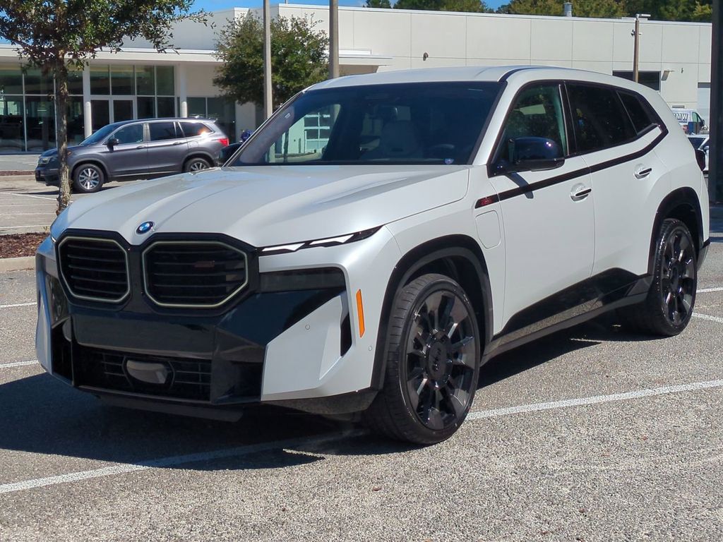 2026 BMW XM Base's photo