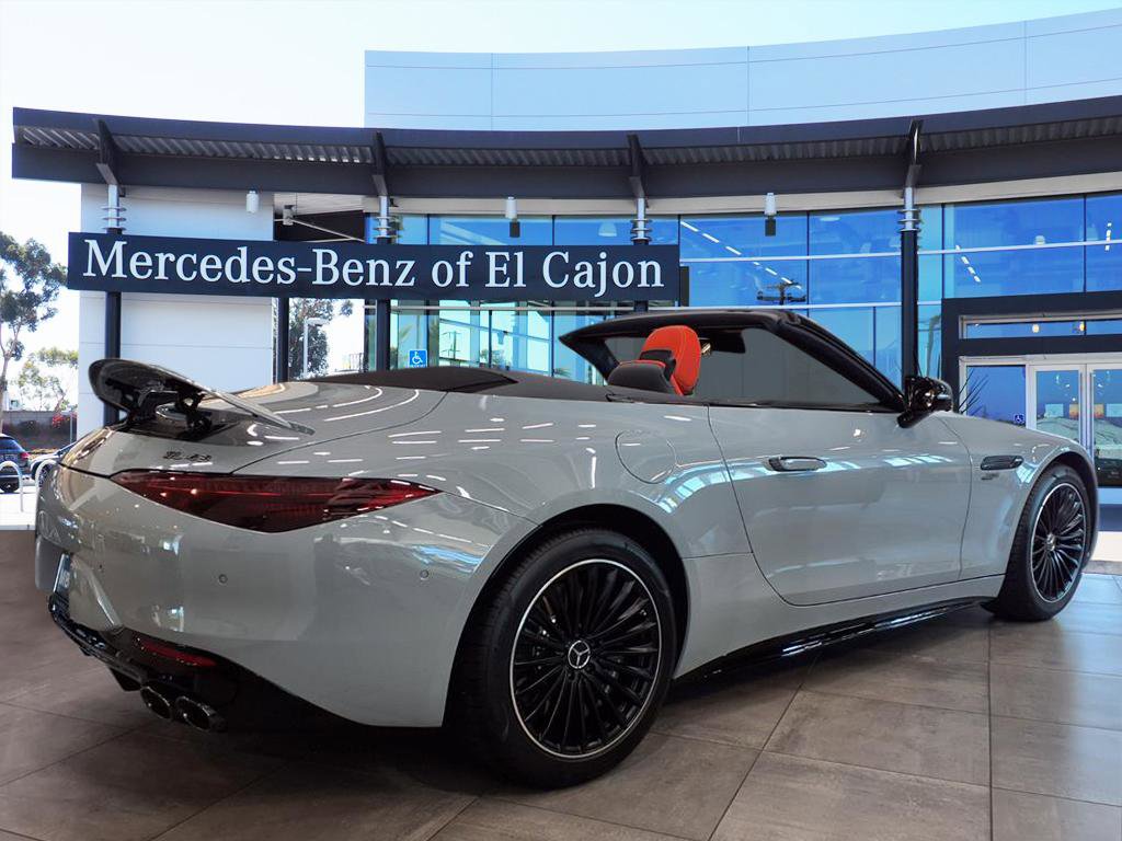 2026 Mercedes Benz SL AMG 43 photo 3