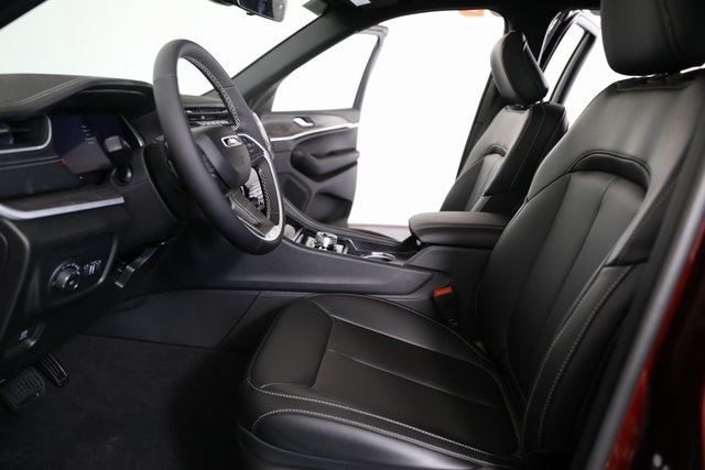 2025 Jeep Grand Cherokee Limited photo 15