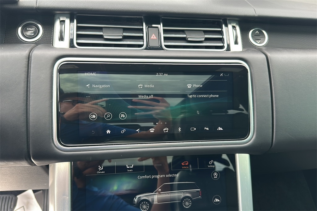2019 Land Rover Range Rover Supercharged LWB photo 17