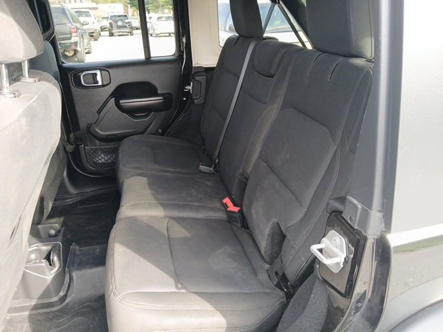 2018 Jeep Wrangler Unlimited Sport S photo 23