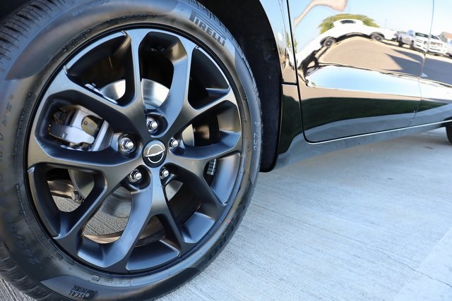 2026 Chrysler Pacifica Limited photo 35