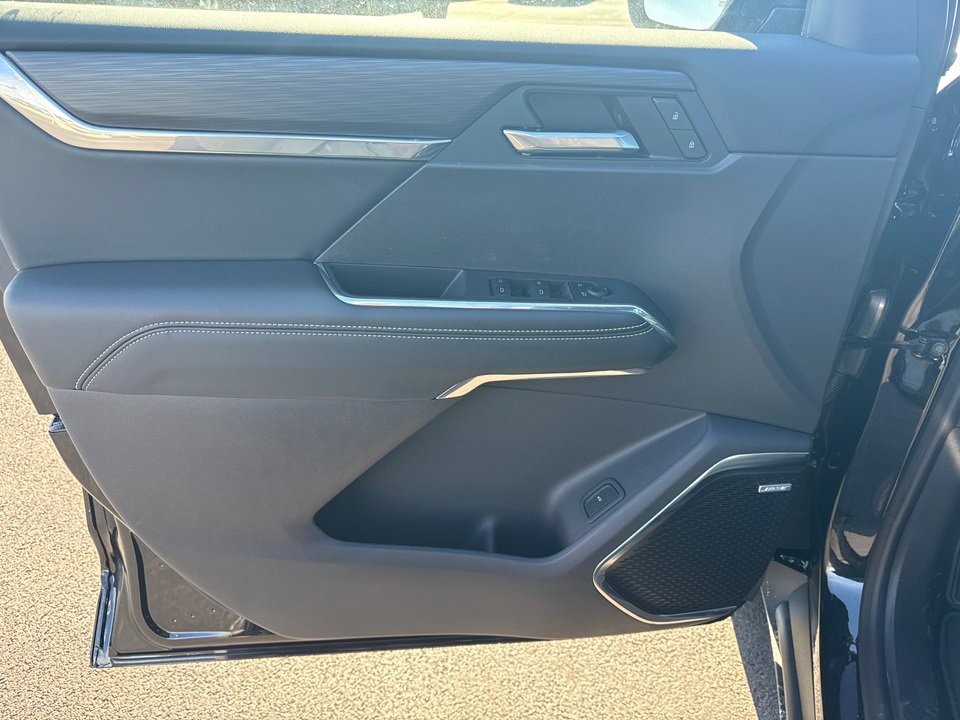 2025 Gmc Acadia Elevation Black Edition photo 13