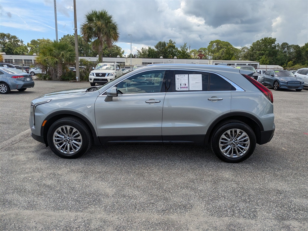 2024 Cadillac XT4 Premium Luxury photo 6