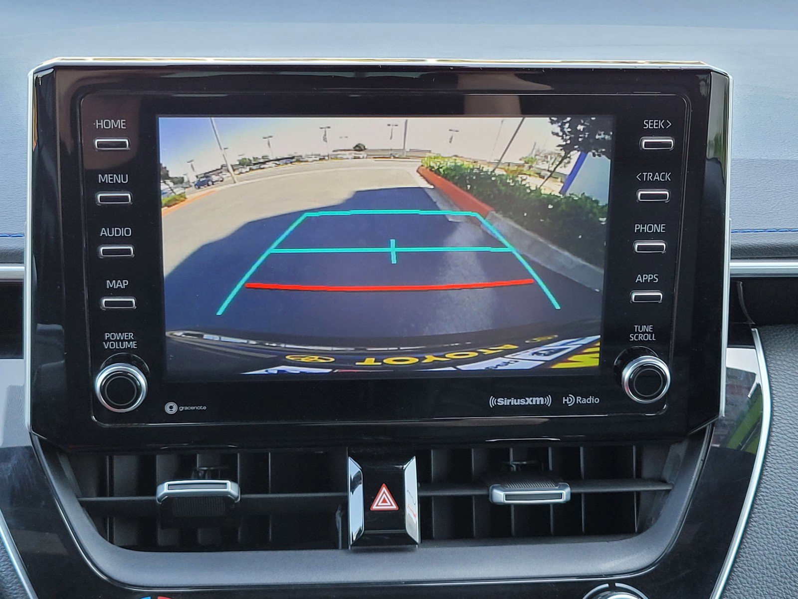 2021 Toyota Corolla XSE photo 18