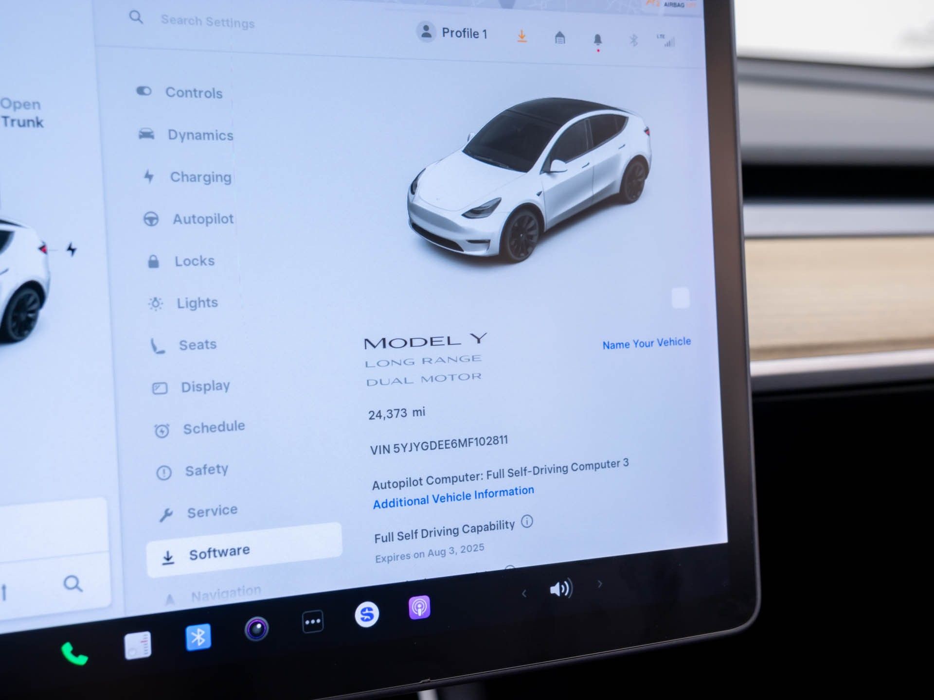 2021 Tesla Model Y Long Range photo 22