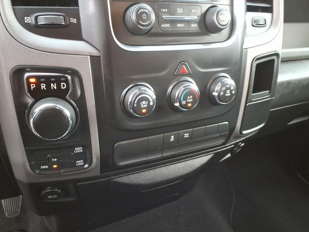 2017 Ram 1500 Express photo 17