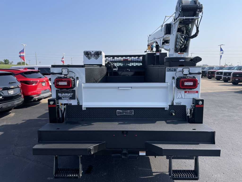 2025 Ford F-550 XL photo 33