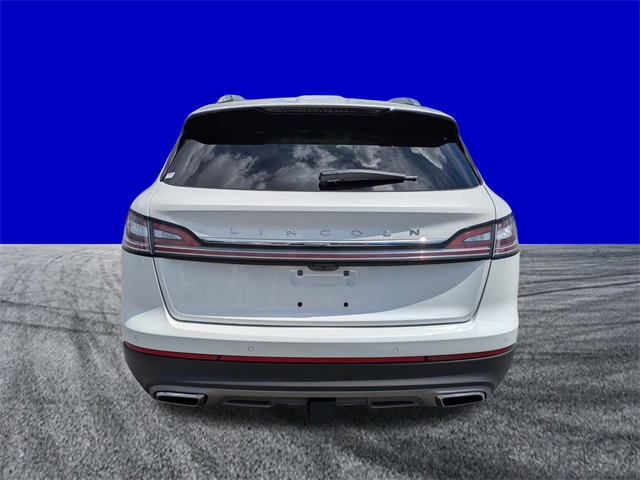 2022 Lincoln Nautilus Reserve photo 3