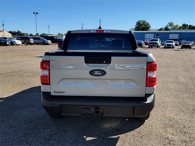 2025 Ford Maverick XLT photo 3